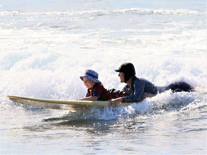 Pam Burridge Surf School,Pam burridge,surf school,mollymook beach,apartments,accommodation