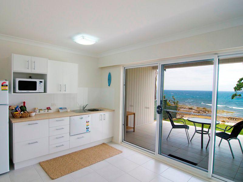 mollymook,beach,luxury,accommodation,facilities,services